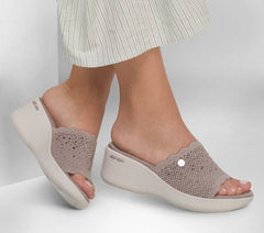 Martha Stewart: Pier-Lite - Light Essence | Women Skechers online