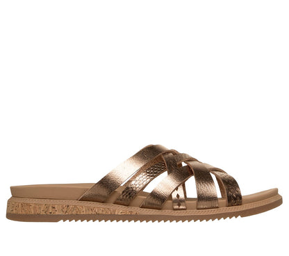 BOBS Desert Kiss Low - Sunny Strolls | Women Skechers on sale