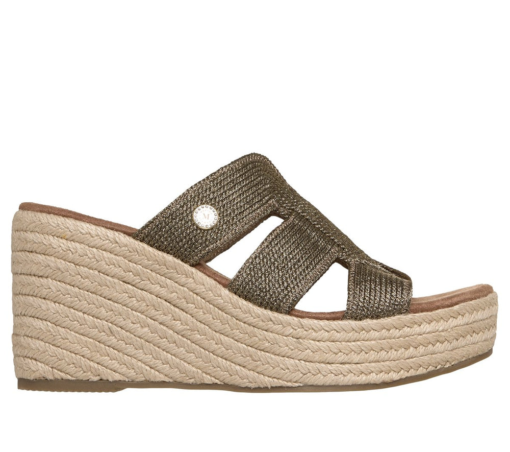 Martha Stewart:Iris - Unstoppable | Skechers discount
