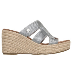 Martha Stewart:Iris - Unstoppable | Skechers discount